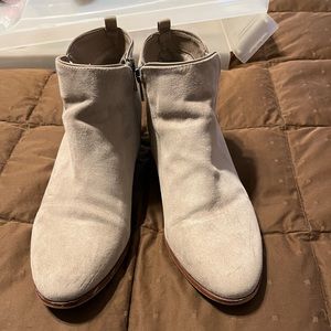 Sam & Libby ankle boots